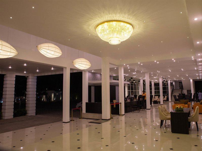 The Covanro Airport Hotel - Katunayake Gampaha Exterior foto