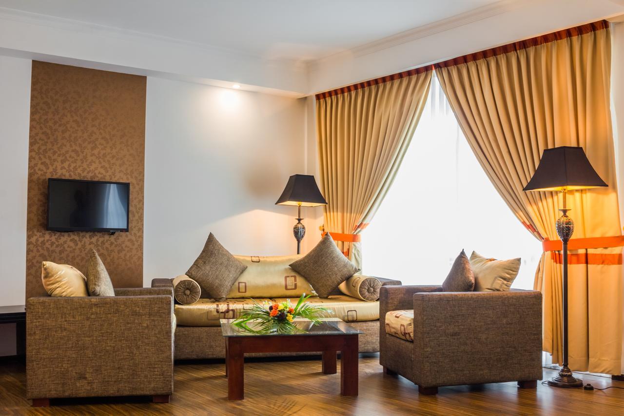 The Covanro Airport Hotel - Katunayake Gampaha Zimmer foto